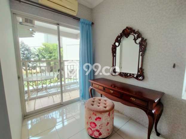 Apartemen Disewakan 3 Kamar Murah Siap Huni di Jakarta Barat, Luas 86m2 Apartemen Disewakan 3 Kamar Murah Siap Huni di Jakarta Barat, Luas 86m2