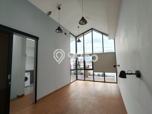 Dijual Cepat Rumah Favorit Siap Huni LB 140m2 di Antapani, Bandung Dijual Cepat Rumah Favorit Siap Huni LB 140m2 di Antapani, Bandung