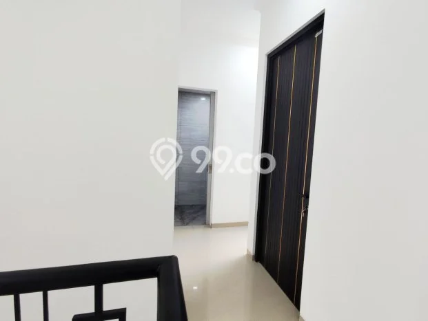 Rumah Elit LB 160m2 Siap Huni Desain Elegan di Rawa Belong, Jakarta Barat Rumah Elit LB 160m2 Siap Huni Desain Elegan di Rawa Belong, Jakarta Barat