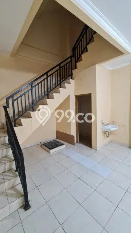 Ruko Bagus Dijual di Duri Kosambi Jakarta Barat Lokasi Strategis Cocok untuk Kembangkan Bisnis Ruko Bagus Dijual di Duri Kosambi Jakarta Barat Lokasi Strategis Cocok untuk Kembangkan Bisnis