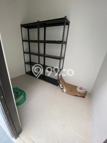 Rumah Luxury Modern Tanpa Renovasi di Joglo Jakarta Barat Rumah Luxury Modern Tanpa Renovasi di Joglo Jakarta Barat