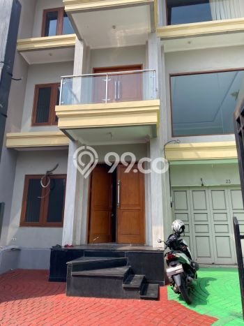 Rumah Cantik Siap Pakai Di Antapani Luas 350m2 Lokasi Strategis Rumah Cantik Siap Pakai Di Antapani Luas 350m2 Lokasi Strategis