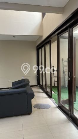 Disewakan! Rumah 3 Kamar Tidur &
3 Kamar Mandi di Dago, Bandung Disewakan! Rumah 3 Kamar Tidur &
3 Kamar Mandi di Dago, Bandung