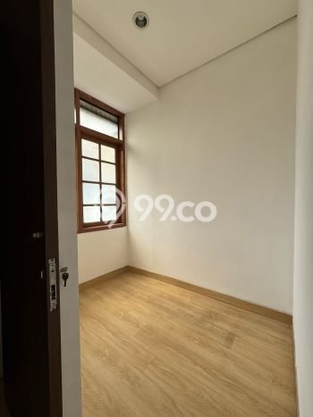 Rumah Mewah LB 120m2 Siap Pakai Desain Elegan di Asia Afrika, Bandung Rumah Mewah LB 120m2 Siap Pakai Desain Elegan di Asia Afrika, Bandung