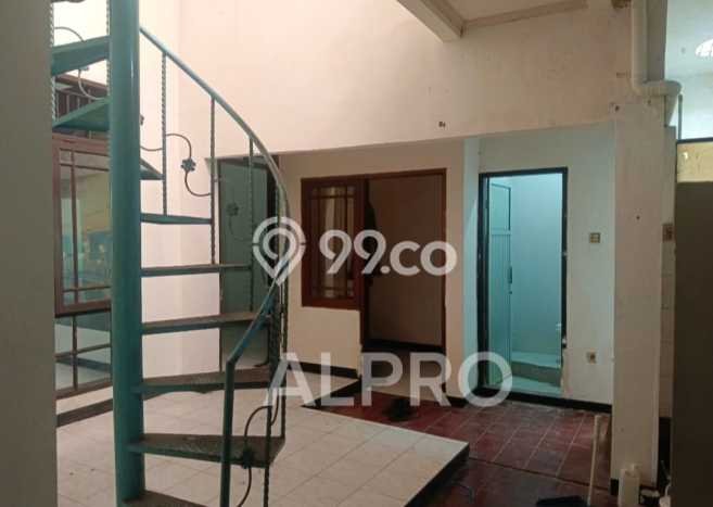 Lokasi strategis! Rumah siap huni disewakan di Antapani LB 100m2 Lokasi strategis! Rumah siap huni disewakan di Antapani LB 100m2