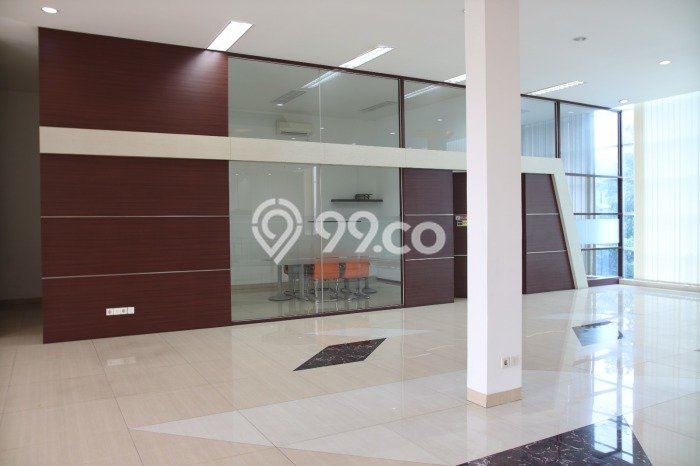 Kantor Disewa di Bandung dengan LB 370m2 Area Komersial Ramai Kantor Disewa di Bandung dengan LB 370m2 Area Komersial Ramai