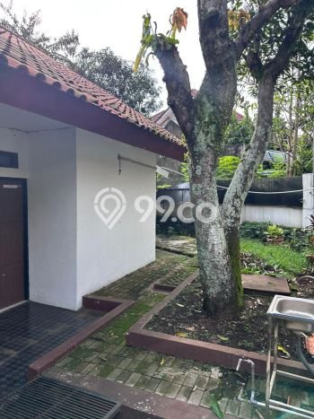 Rumah Sewa Bandung LT 250m2 LB 160m2 Area Buah Batu Rumah Sewa Bandung LT 250m2 LB 160m2 Area Buah Batu