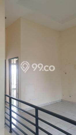 Jual Rumah Eksklusif 3 KT di Green Lake City, Jakarta Barat Jual Rumah Eksklusif 3 KT di Green Lake City, Jakarta Barat
