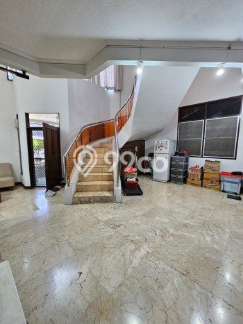 Hunian Elit LB 275m2 Siap Pakai Desain Elegan di Intercon, Jakarta Barat Hunian Elit LB 275m2 Siap Pakai Desain Elegan di Intercon, Jakarta Barat