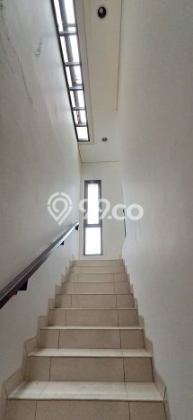 Best Deal Hunian Mewah Ideal dan Luas di BSD, Tangerang Selatan Best Deal Hunian Mewah Ideal dan Luas di BSD, Tangerang Selatan