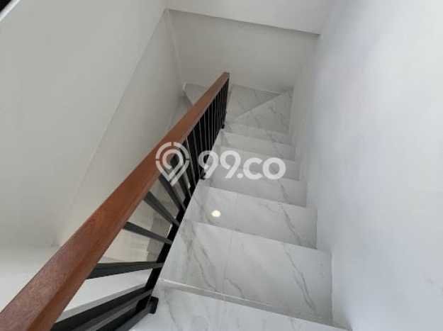 For Sale Rumah Elit Exclusive di BSD, Tangerang Selatan For Sale Rumah Elit Exclusive di BSD, Tangerang Selatan