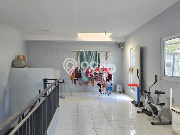 FOR SALE! Komersial di BSD Tangerang Selatan, LT 250m2, LB 150m2 FOR SALE! Komersial di BSD Tangerang Selatan, LT 250m2, LB 150m2