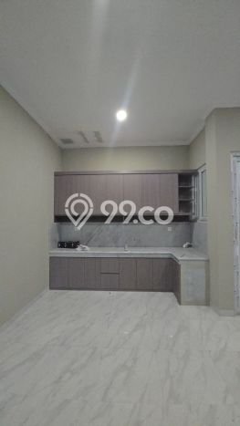Hunian Cantik Modern Lb 120m2 di BSD, Tangerang Selatan Hunian Cantik Modern Lb 120m2 di BSD, Tangerang Selatan
