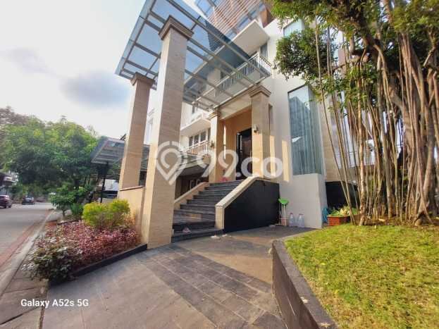 Ready to Use! Luxury House LT 252m2 Desain Modern di Pantai Indah Kapuk Ready to Use! Luxury House LT 252m2 Desain Modern di Pantai Indah Kapuk