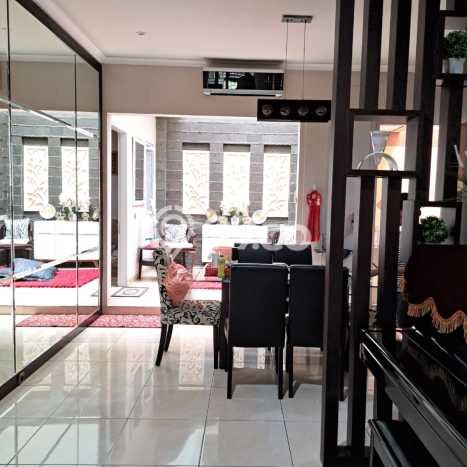Siap Huni Rumah Mewah 4 Kamar di BSD Dekat ke Mana Pun Siap Huni Rumah Mewah 4 Kamar di BSD Dekat ke Mana Pun