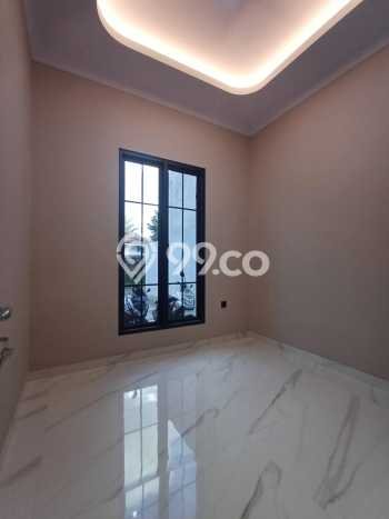 Jual Rumah Strategis Bagus Punya 4 KT di Jagakarsa Jakarta Selatan SHM Jual Rumah Strategis Bagus Punya 4 KT di Jagakarsa Jakarta Selatan SHM