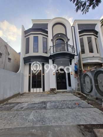 Jual Rumah Strategis Bagus Punya 4 KT di Jagakarsa Jakarta Selatan SHM Jual Rumah Strategis Bagus Punya 4 KT di Jagakarsa Jakarta Selatan SHM