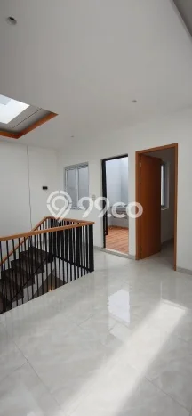 Rumah Luxury Modern Tanpa Renovasi di Duri Kepa Jakarta Barat Rumah Luxury Modern Tanpa Renovasi di Duri Kepa Jakarta Barat