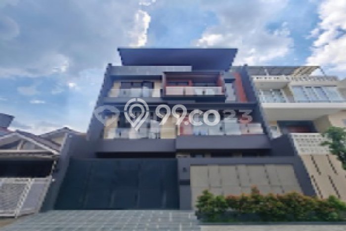 Hunian Elit LB 600m2 Siap Huni Desain Elegan di Puri Indah, Jakarta Barat Hunian Elit LB 600m2 Siap Huni Desain Elegan di Puri Indah, Jakarta Barat