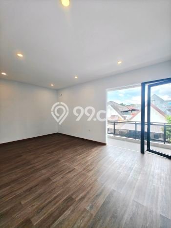 Jual Rumah Mewah Elegan Dengan View Cantik di Alam Sutera, Tangerang Jual Rumah Mewah Elegan Dengan View Cantik di Alam Sutera, Tangerang