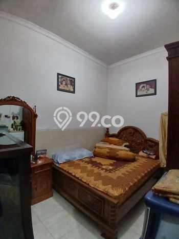 Rumah Modern 5 KT di Kebraon Surabaya Rumah Modern 5 KT di Kebraon Surabaya