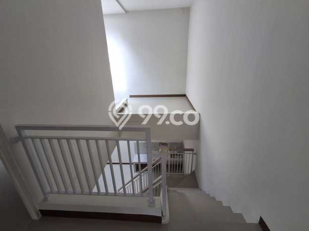 Jual Rumah Eksklusif 3 KT di Babatan, Surabaya Jual Rumah Eksklusif 3 KT di Babatan, Surabaya