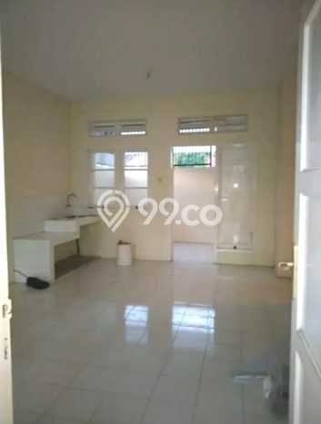 Disewakan Rumah Harga Terjangkau di Citraland Surabaya dengan 2 KT Disewakan Rumah Harga Terjangkau di Citraland Surabaya dengan 2 KT