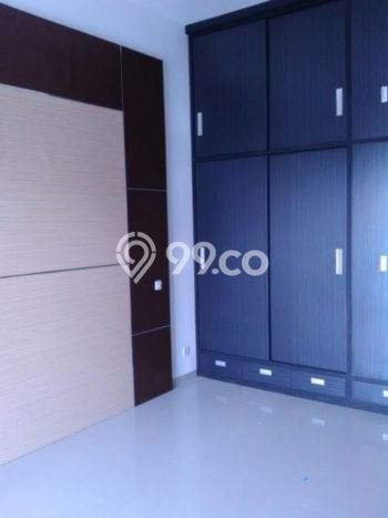 Rumah Luas Asri 5 KT Siap Huni di Manyar Surabaya Rumah Luas Asri 5 KT Siap Huni di Manyar Surabaya