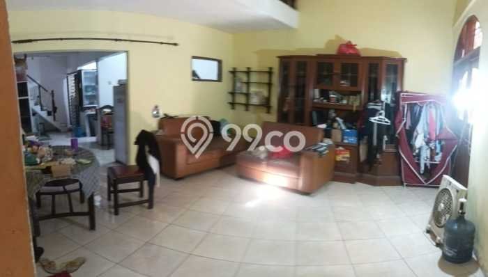 Dijual Rumah 5 Kamar Lokasi Ideal Nyaman dan Strategis di Wiyung Dijual Rumah 5 Kamar Lokasi Ideal Nyaman dan Strategis di Wiyung