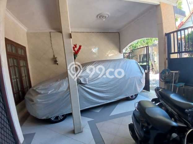 Rumah Modern 5 KT di Kebraon Surabaya Rumah Modern 5 KT di Kebraon Surabaya
