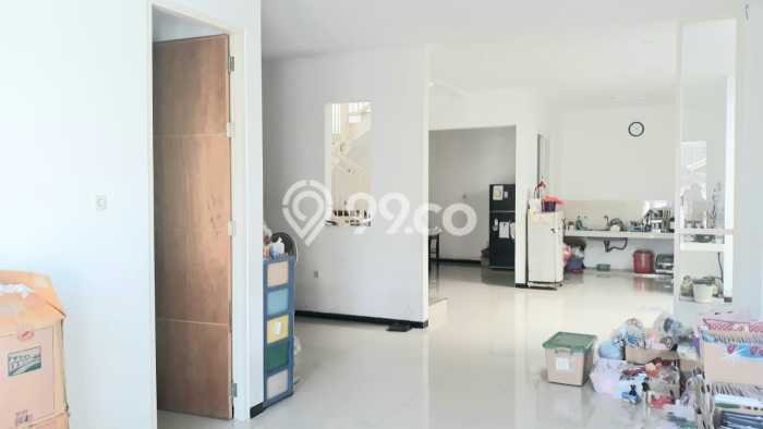 Jual Rumah Eksklusif 5 KT di Kutisari, Surabaya Jual Rumah Eksklusif 5 KT di Kutisari, Surabaya