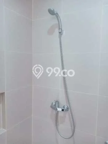 Disewakan! Rumah 2 Kamar Tidur &
1 Kamar Mandi di Citraland, Surabaya Disewakan! Rumah 2 Kamar Tidur &
1 Kamar Mandi di Citraland, Surabaya