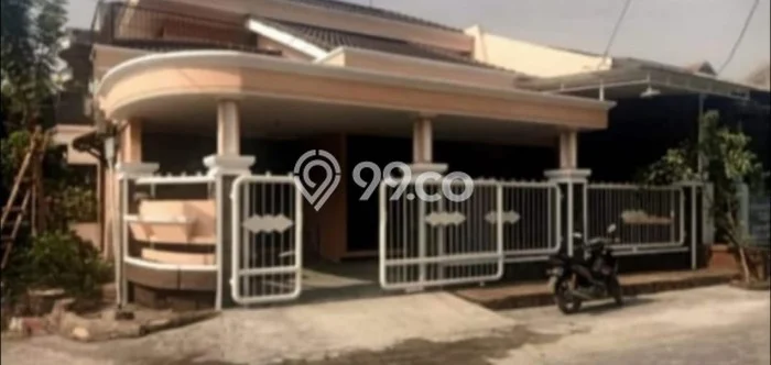 Jual Rumah Bagus Siap Huni LB 200m2 di Taman, Sidoarjo Jual Rumah Bagus Siap Huni LB 200m2 di Taman, Sidoarjo