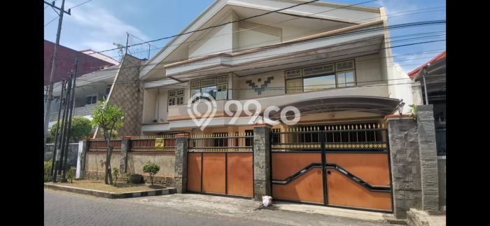 Rumah Luxury Modern Tanpa Renovasi di Darmo permai Surabaya Rumah Luxury Modern Tanpa Renovasi di Darmo permai Surabaya