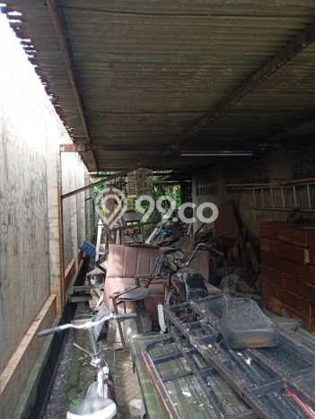 Lokasi Strategis! Dijual Gudang Bisnis di Wiyung, Surabaya Kondisi Bagus Lokasi Strategis! Dijual Gudang Bisnis di Wiyung, Surabaya Kondisi Bagus