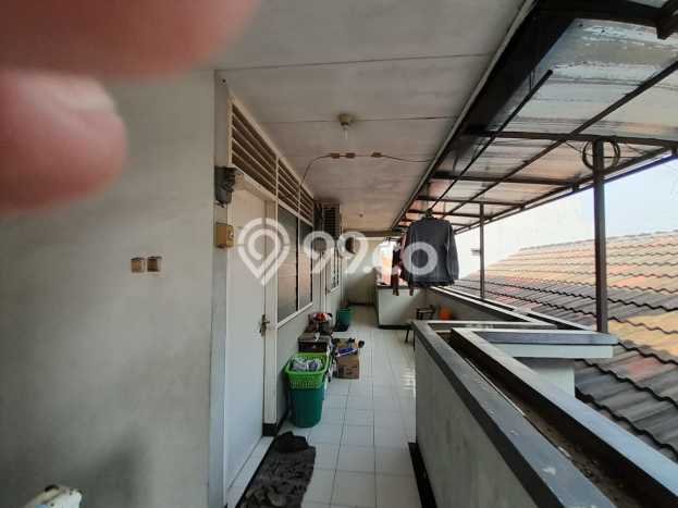 Best Deal Hunian Mewah Ideal dan Luas di Wonocolo, Surabaya Best Deal Hunian Mewah Ideal dan Luas di Wonocolo, Surabaya