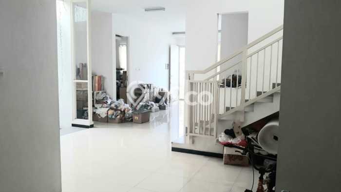 Jual Rumah Eksklusif 5 KT di Kutisari, Surabaya Jual Rumah Eksklusif 5 KT di Kutisari, Surabaya