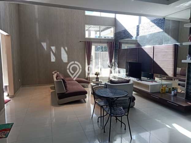 Rumah Elit Modern Siap Huni di Darmo permai Surabaya Rumah Elit Modern Siap Huni di Darmo permai Surabaya