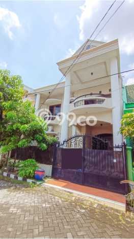Hunian Cantik Modern Lb 120m2 di Wiyung, Surabaya Hunian Cantik Modern Lb 120m2 di Wiyung, Surabaya