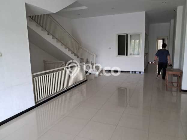 Ruko Bagus Dijual di Surabaya Kota Surabaya Strategis Cocok untuk Kembangkan Bisnis Ruko Bagus Dijual di Surabaya Kota Surabaya Strategis Cocok untuk Kembangkan Bisnis
