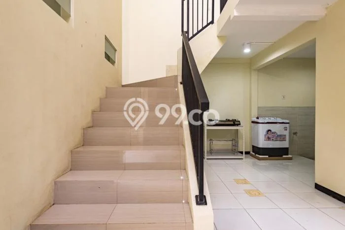 Unit Kost Dijual di Surabaya Kota dengan 17 Kamar Area Strategis Unit Kost Dijual di Surabaya Kota dengan 17 Kamar Area Strategis