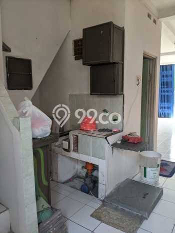Ruko Dijual di Surabaya LT 31m2 & LB 60m2 Lokasi Terbaik! Ruko Dijual di Surabaya LT 31m2 & LB 60m2 Lokasi Terbaik!