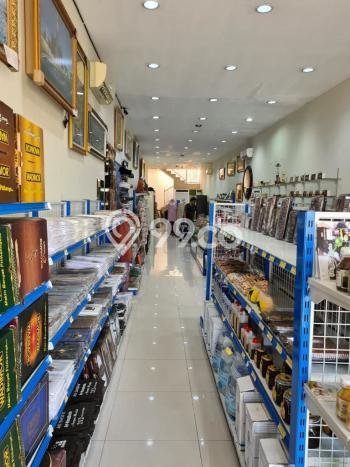 Paling Diincar! Ruko Dijual di Raya Darmo Harga Kompetitif Paling Diincar! Ruko Dijual di Raya Darmo Harga Kompetitif