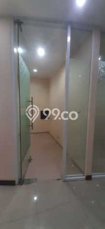 Unit Komersial Dijual di Kebayoran Baru Jakarta Selatan 365m2 Unit Komersial Dijual di Kebayoran Baru Jakarta Selatan 365m2