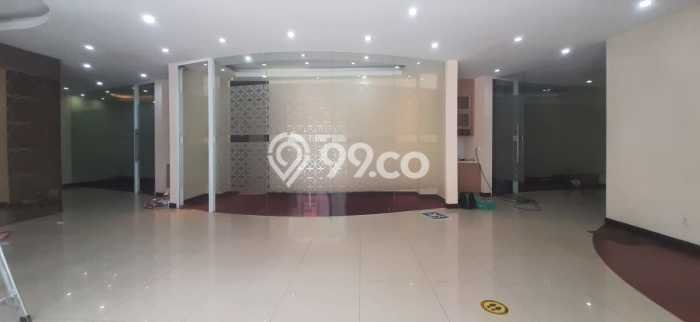 Unit Komersial Dijual di Kebayoran Baru Jakarta Selatan 365m2 Unit Komersial Dijual di Kebayoran Baru Jakarta Selatan 365m2