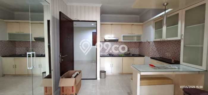 Apartemen Murah dengan 3 BR & 2 KM di Tebet Jakarta Selatan Apartemen Murah dengan 3 BR & 2 KM di Tebet Jakarta Selatan