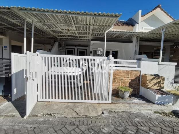 Rumah Luas Asri 3 KT Siap Huni di Wonorejo Surabaya Rumah Luas Asri 3 KT Siap Huni di Wonorejo Surabaya