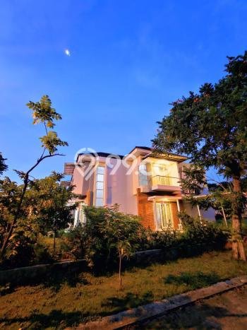 Ready to Use! Luxury House LT 320m2 Desain Elegan di Harapan Indah Ready to Use! Luxury House LT 320m2 Desain Elegan di Harapan Indah