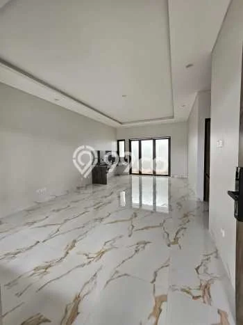 Hunian Mewah Dijual LT 132m2 di Ciputat Timur, Tangerang Selatan Hunian Mewah Dijual LT 132m2 di Ciputat Timur, Tangerang Selatan