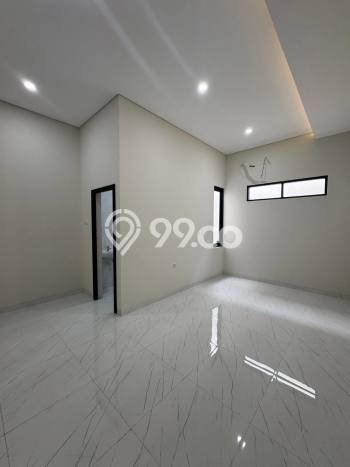 Dijual Cepat Rumah Bagus Siap Huni LB 90m2 di Tenggilis Mejoyo, Surabaya Dijual Cepat Rumah Bagus Siap Huni LB 90m2 di Tenggilis Mejoyo, Surabaya